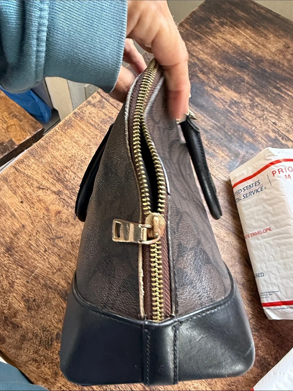Coach sierra signature